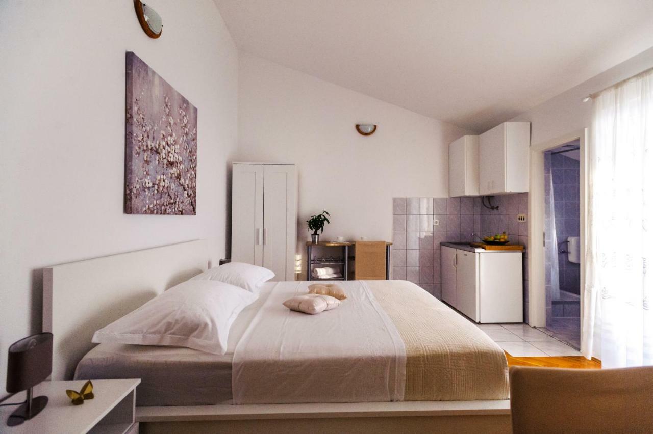 Apartments Korda L&M- Suhi Potok Єсенице Екстер'єр фото